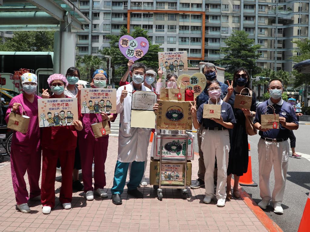 新冠疫情嚴峻醫護響應蔬食