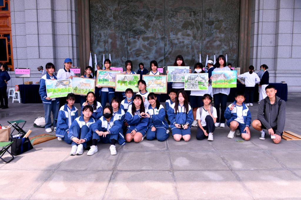 美哉靜思堂——以畫者之眼　以筆入心　看見靜思之美