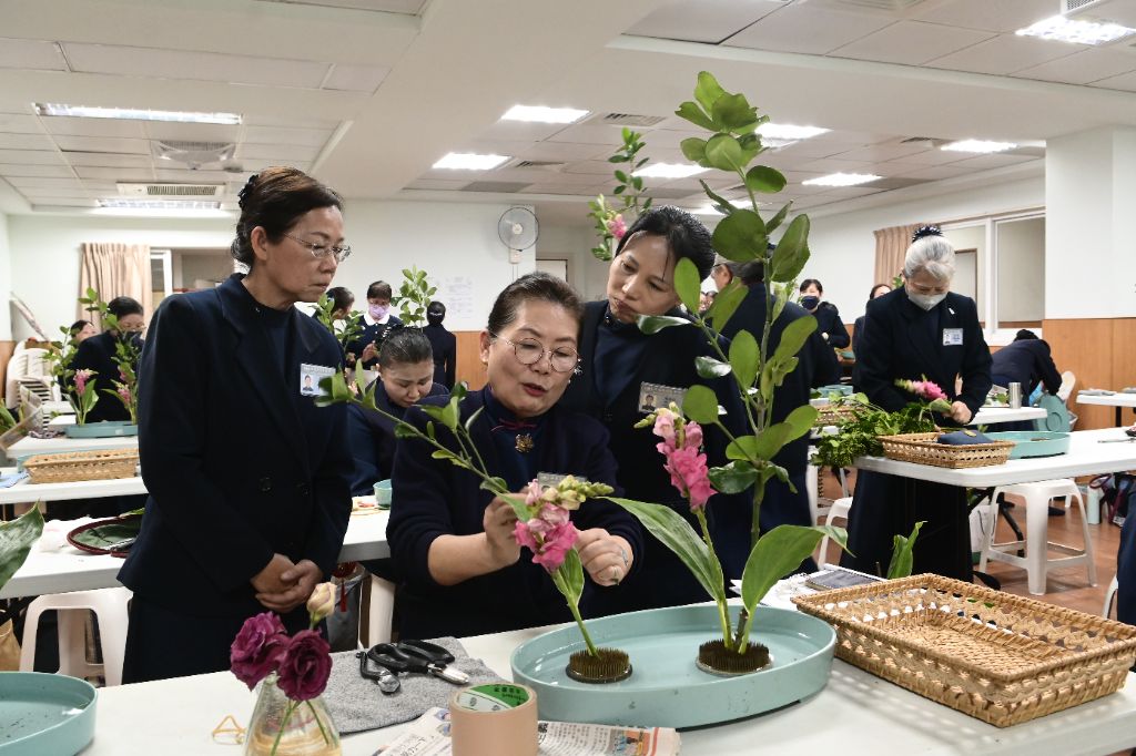 靜思花道傳遞「不執著」的人生觀