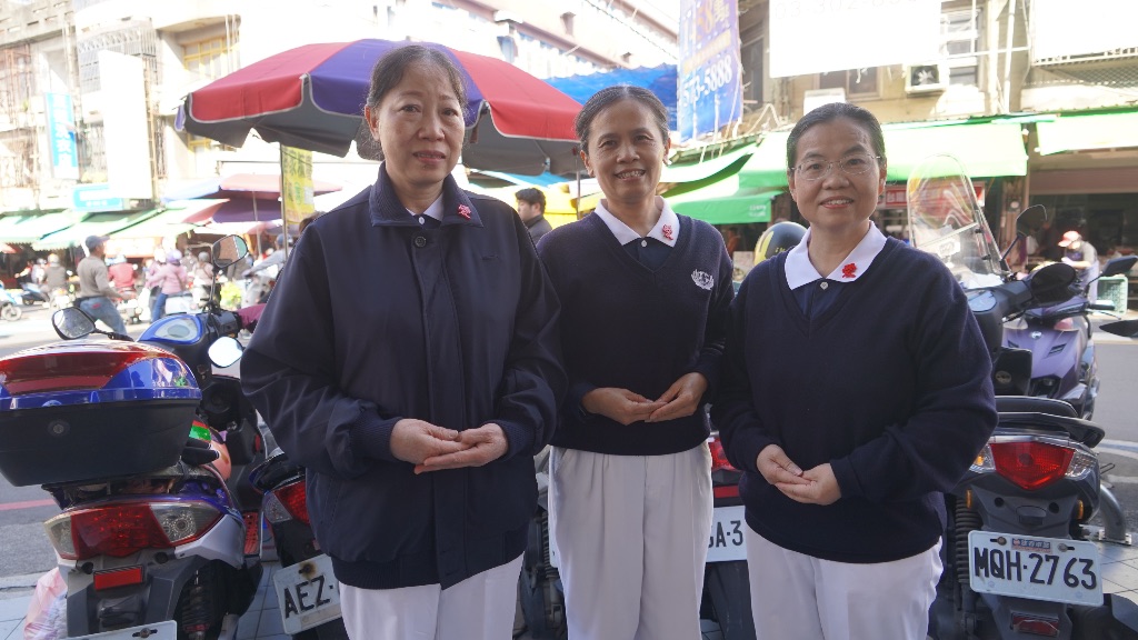 涓滴善念匯成愛　「美美三人組」推廣富有愛心店